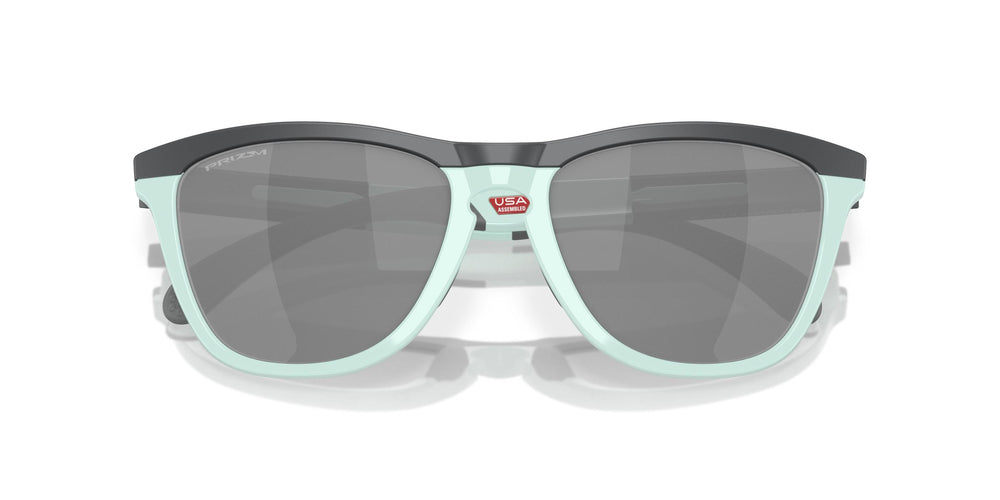 Oakley Frogskins Range Güneş Gözlüğü 928403 Matte Carbon Blue Milkshake Prizm Black