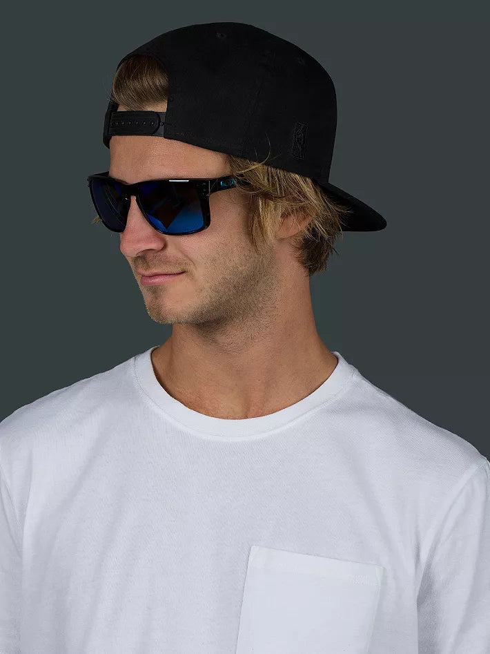 Oakley Holbrook XL Sunglasses Polished Black Prizm Sapphire