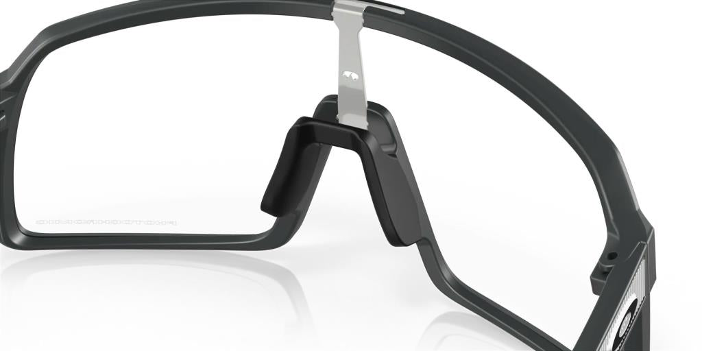 Oakley Sutro Photochromic Bisiklet Güneş Gözlüğü 940698 Matte Carbon Clear Photochromic
