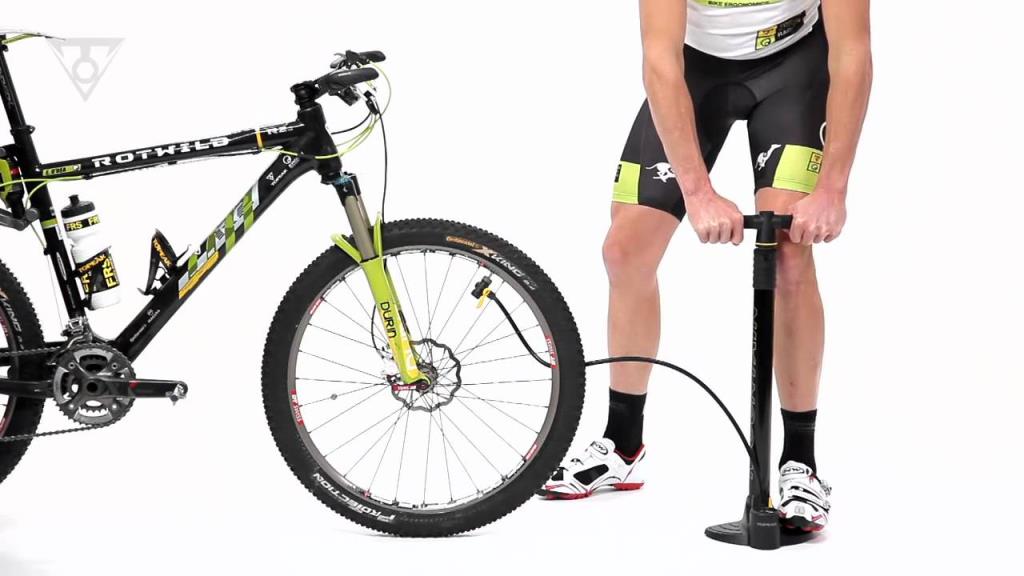 Pompe à pied Topeak JoeBlow Mountain avec jauge TJB-MT1 75 PSI/8 bars