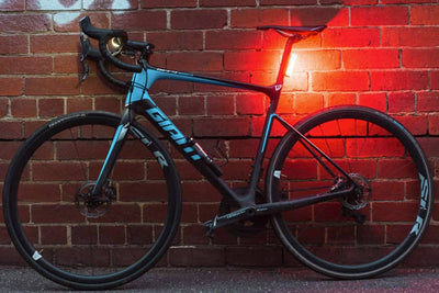 Knog Big Cobber Usb Şarjlı Bisiklet Arka Lambası 270 Lümen STP-219