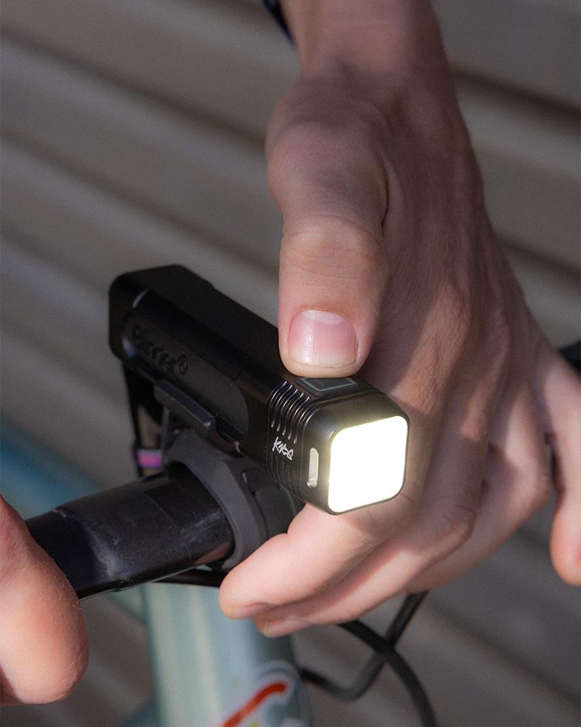 Knog Blinder 1000 Usb Şarjlı Ön Far Aydınlatma 13458 FAR-243 - Görsel 17