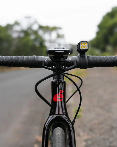 Knog Blinder 900 Lümen USB Şarjlı Ön Far FAR-233