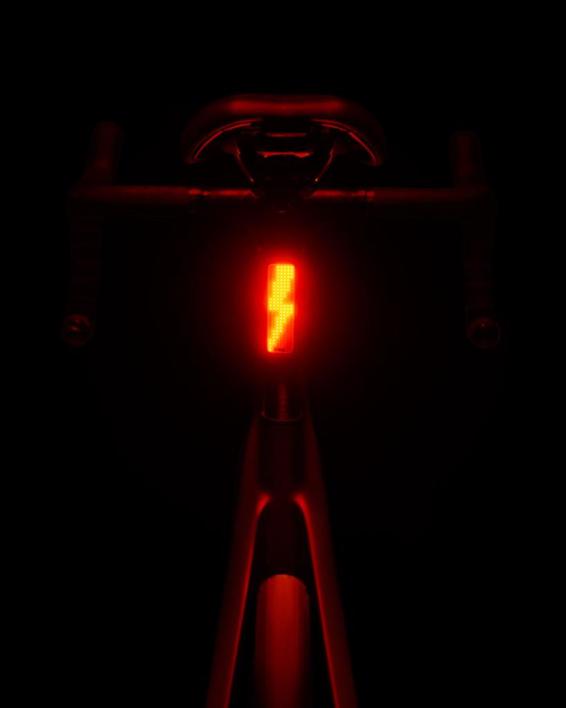 Knog Blinder V-Bolt Usb Şarjlı Bisiklet Arka Aydınlatması STP-220 - Görsel 6
