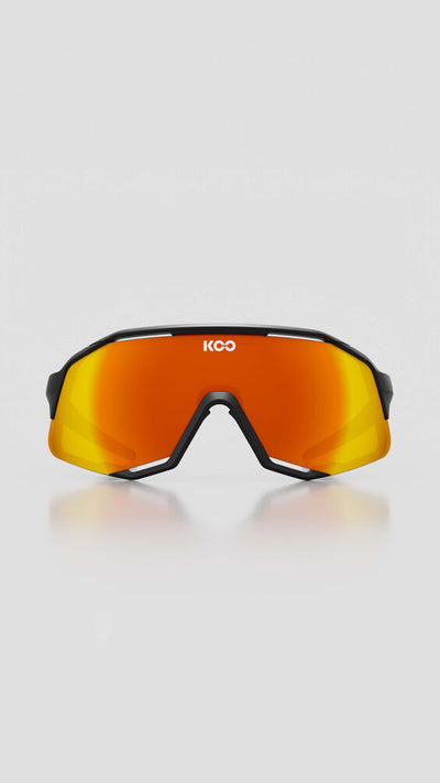 Koo Demos Matt Lunettes de Soleil Noir | Rouge OEY00005918