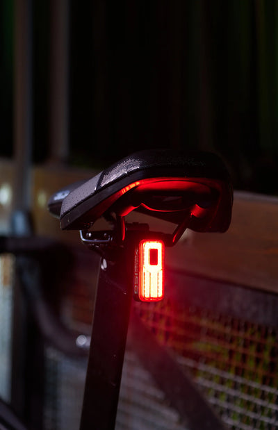 Éclairage arrière Moon Helix Sense 150 lumens, rechargeable par USB