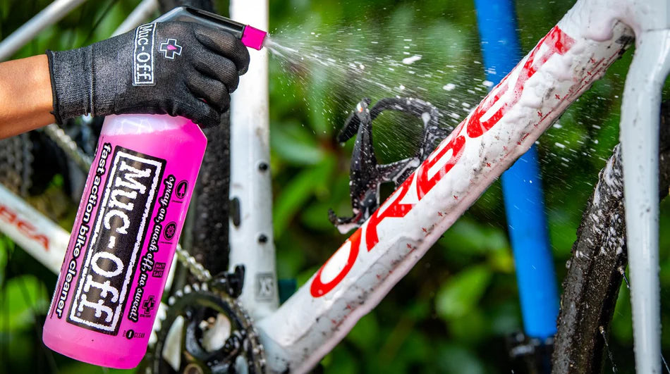 Muc-Off Bike Care Essentials Kit Bisiklet Temizleme Kiti