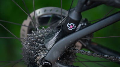 Muc-Off Traction Systems Cleaning Brush 