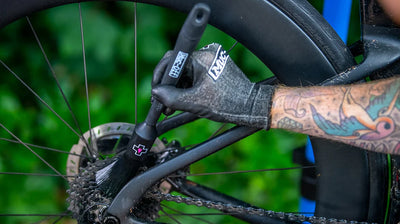 Muc-Off Traction Systems Cleaning Brush 