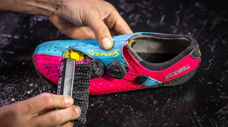 Muc-Off Premium Bike Shoe Brush Ayakkabı Fırçası - Görsel 4