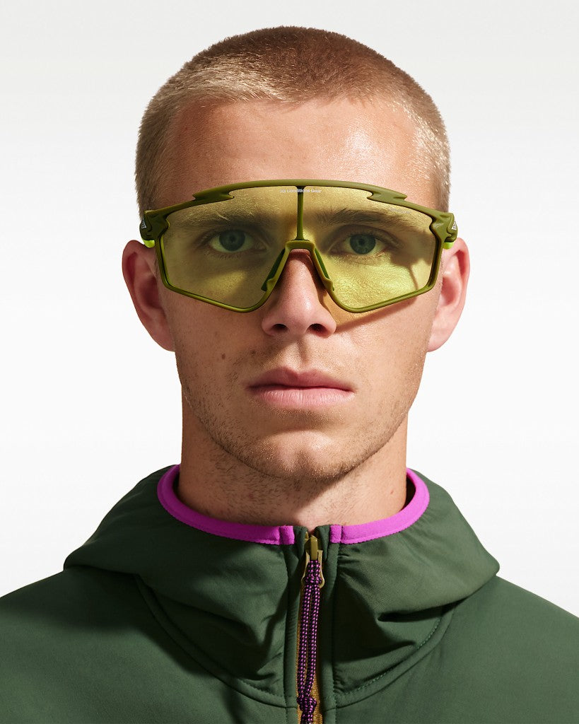 Nike ACG Vista Vert E Güneş Gözlüğü IQ9349X-368 Low Light Volt Matte Olive Flak Faible Tension De Lumiere