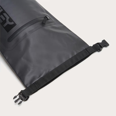 Oakley Barrel Sac étanche 10L FOS901480 02E Blackout