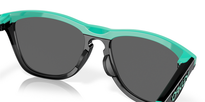 Oakley FrogSkins Range Güneş Gözlüğü 928410 Celeste Prizm Black