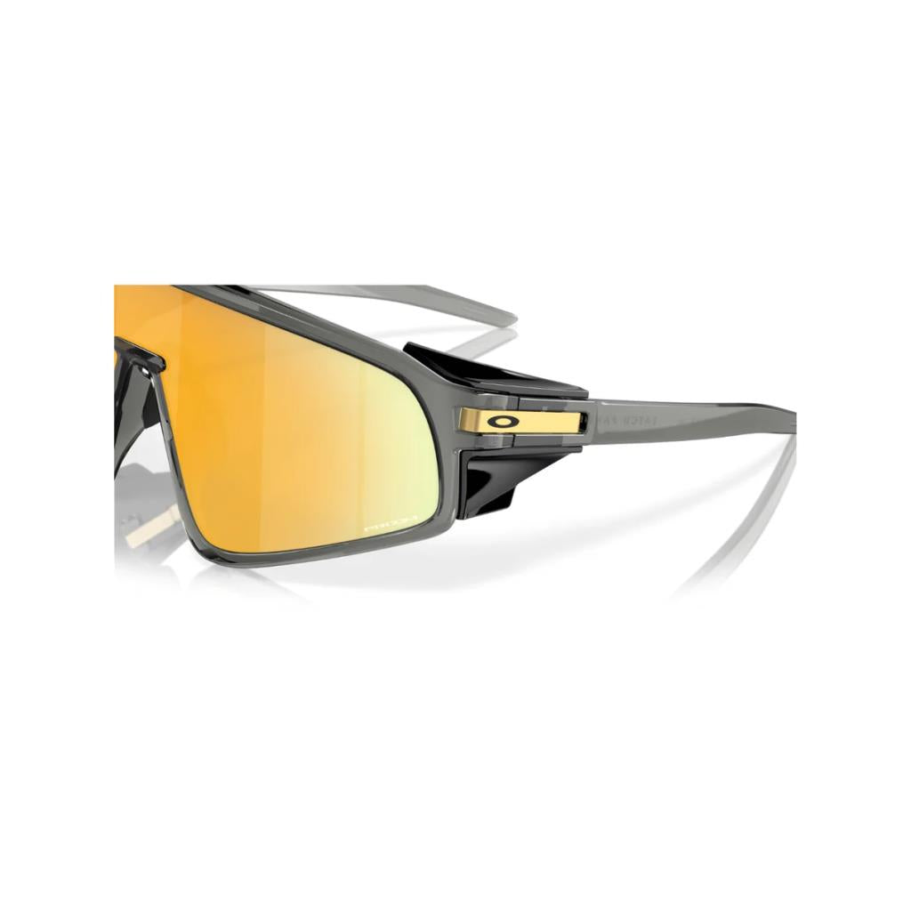 Oakley Latch Panel Güneş Gözlüğü 940405 Grey Smoke Prizm 24K