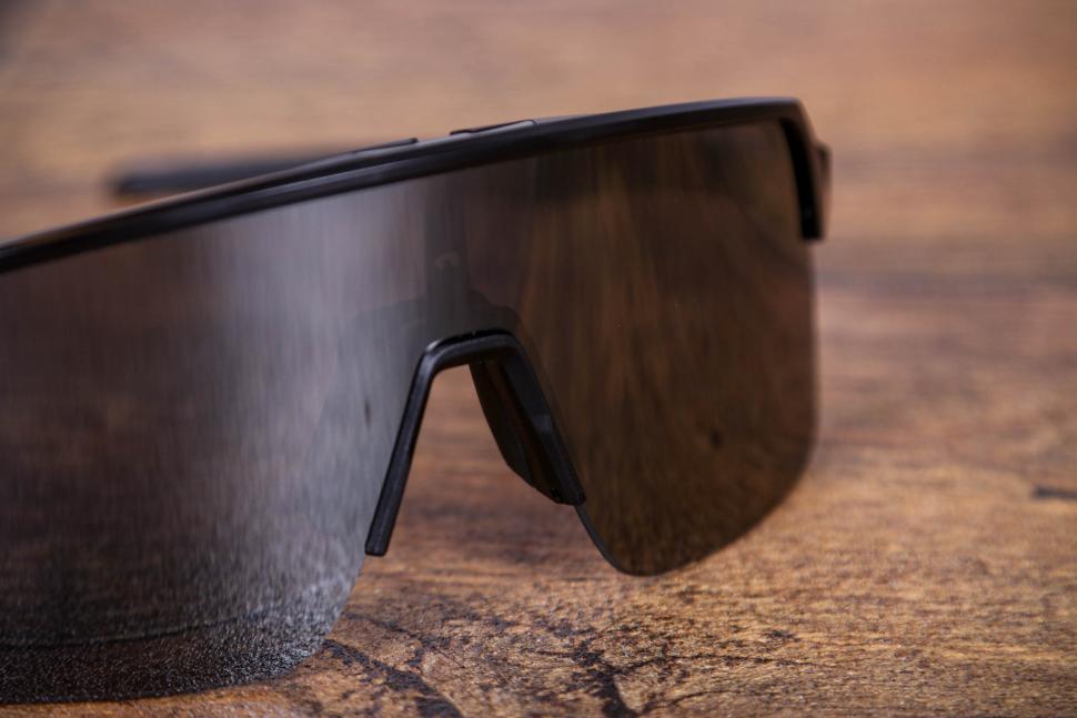 Oakley Sutro Lite Bisiklet Güneş Gözlüğü 946305 Matte Black Prizm Black