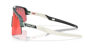 Oakley Sutro Lite Sweep Güneş Gözlüğü 946531 Matte Silver/Blue Colorshift Prizm Trail Torch