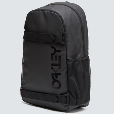 Oakley The Freshman Skate Sırt Çantası FOS901202 02E Blackout