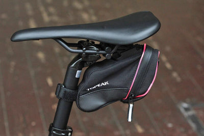 Topeak Aero Wedge IGlow Led Işıklı Sele Altı Çanta Medium TIG-AW05