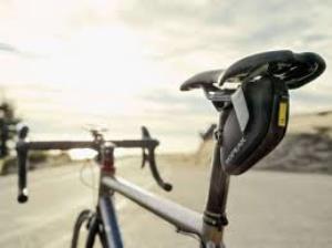 Topeak DynaWedge Small Suya Dayanıklı Cırt Bağlantılı Sele Altı Çanta TC2295B - Görsel 3