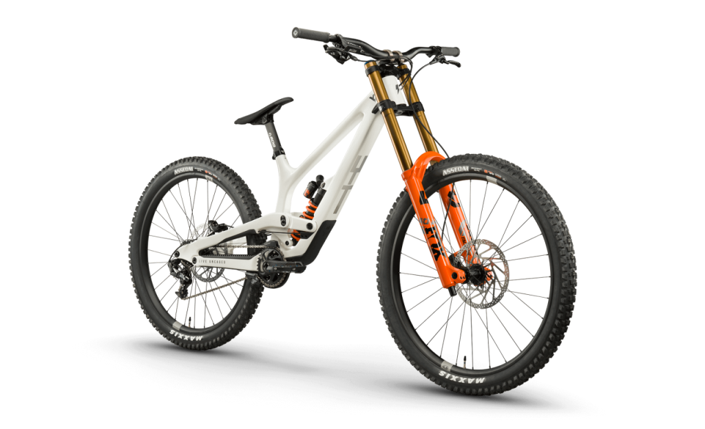 YT Tues MX CORE 4 Karbon Downhill Dağ Bisikleti 2026